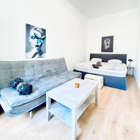 5Br Shared Apt Ideal For Groups 7 Min To Westbahnhof Vienna Exterior photo