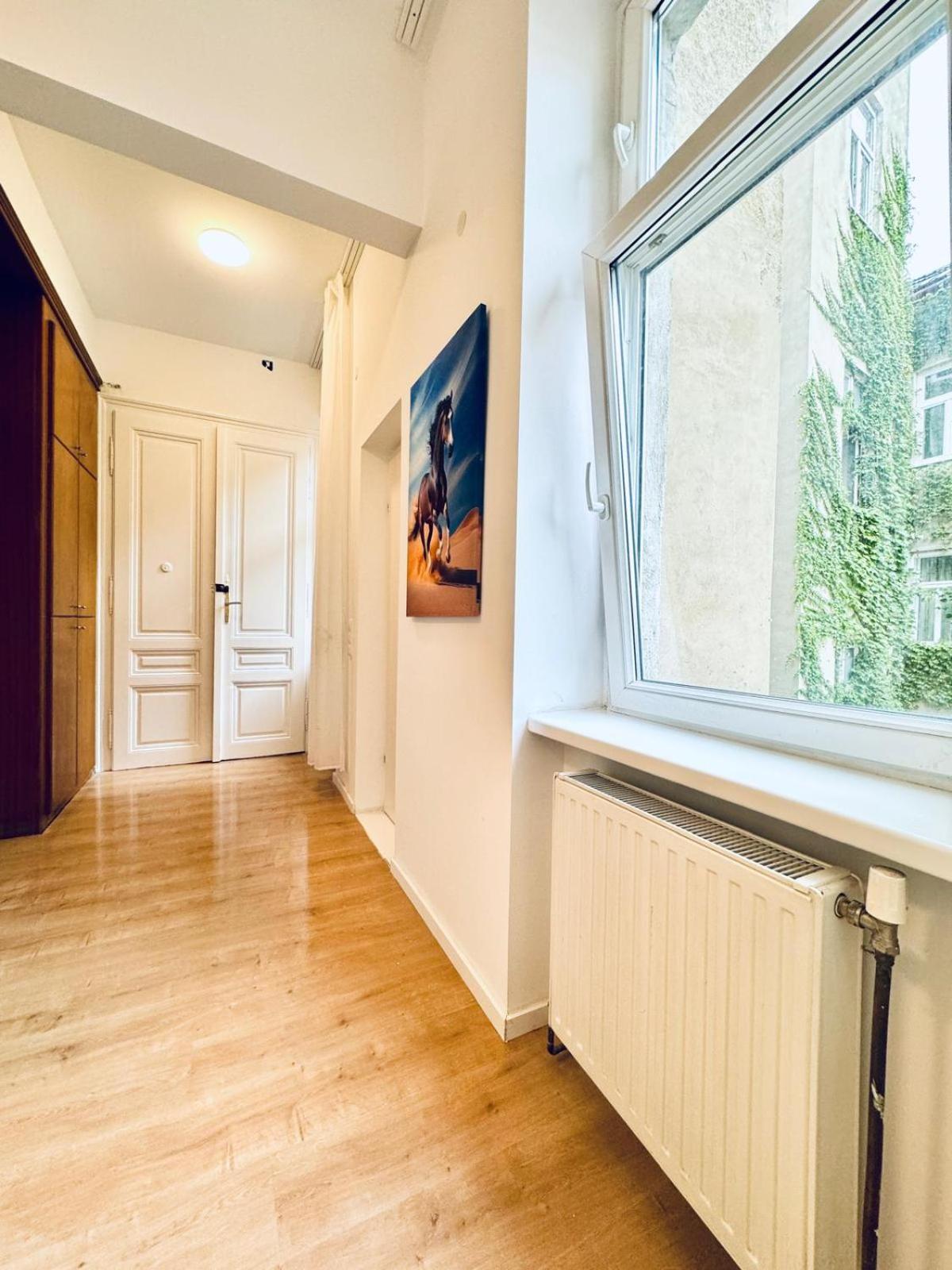 5Br Shared Apt Ideal For Groups 7 Min To Westbahnhof Vienna Exterior photo