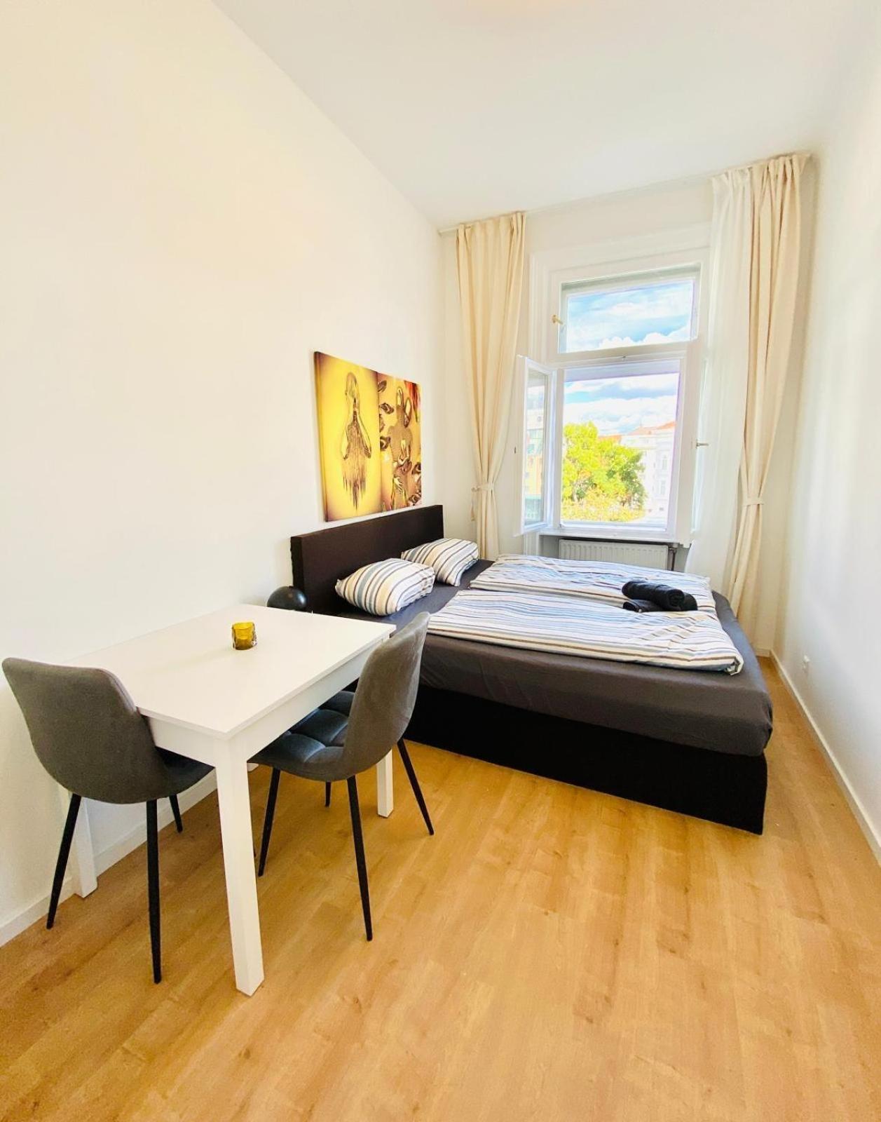 5Br Shared Apt Ideal For Groups 7 Min To Westbahnhof Vienna Exterior photo